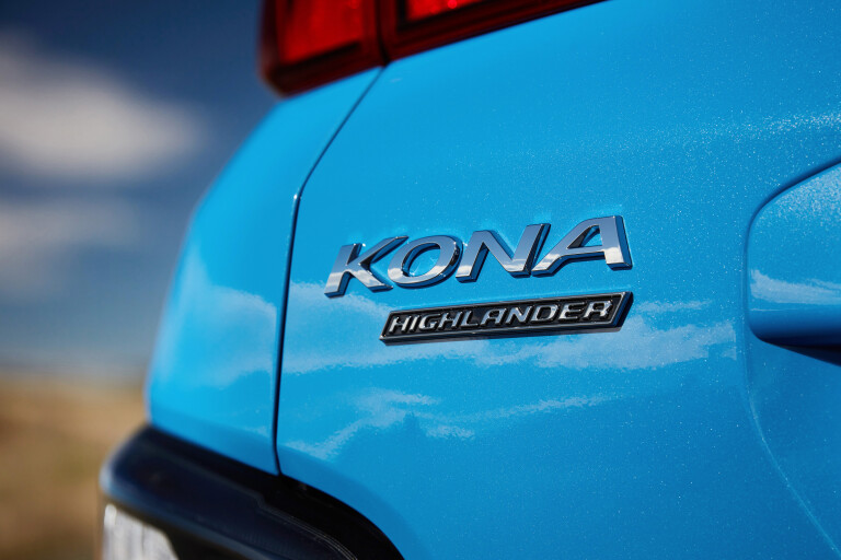 Wheels Reviews 2021 Hyundai Kona Electric Highlander Badge
