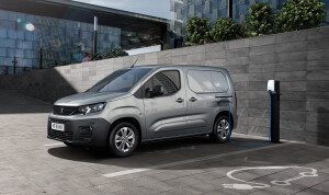 2023 Peugeot E Partner Electric Van 01