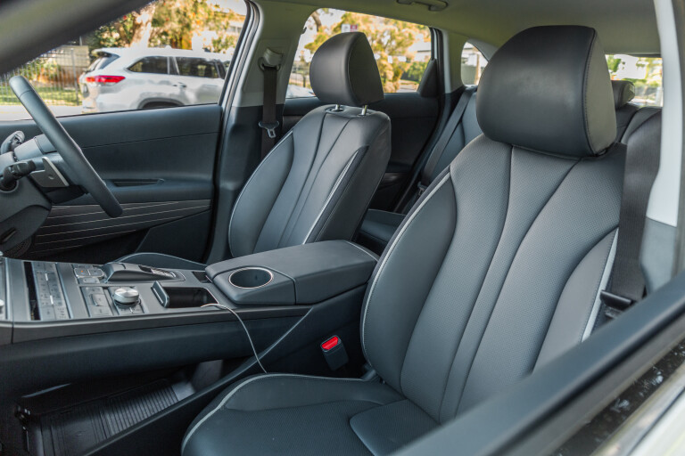 Wheels Reviews 2021 Hyundai Nexo Australia White Interior Front Seat Design