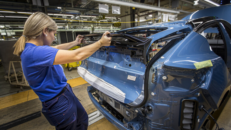 287332 Volvo Cars Starts Production Of C 40 Recharge In Ghent Belgium