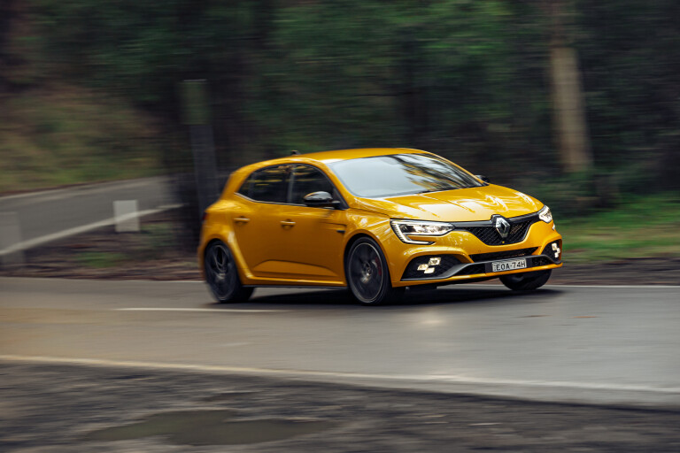 Renault Megane 2 - Photos, News, Reviews, Specs, Car listings