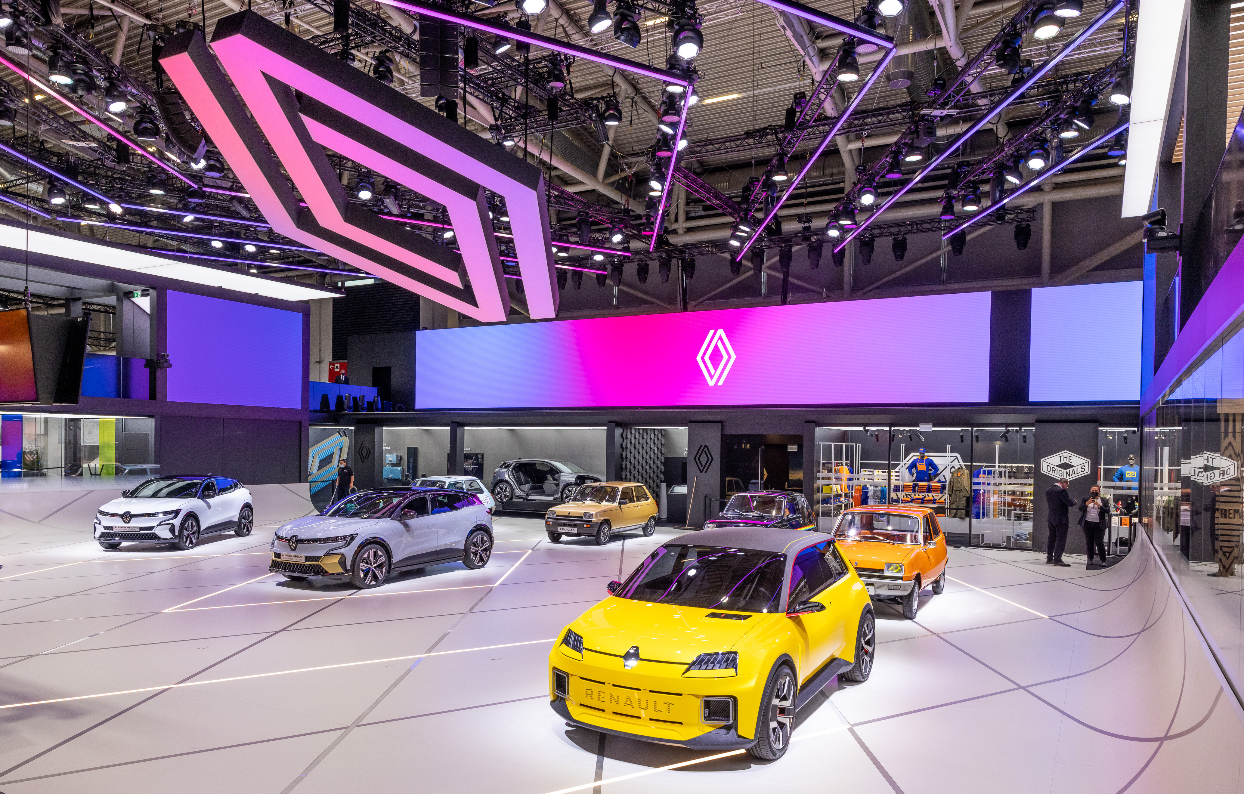 4 IAA Munich Motor Show 2021 Renault 5 Prototype and Renault 5