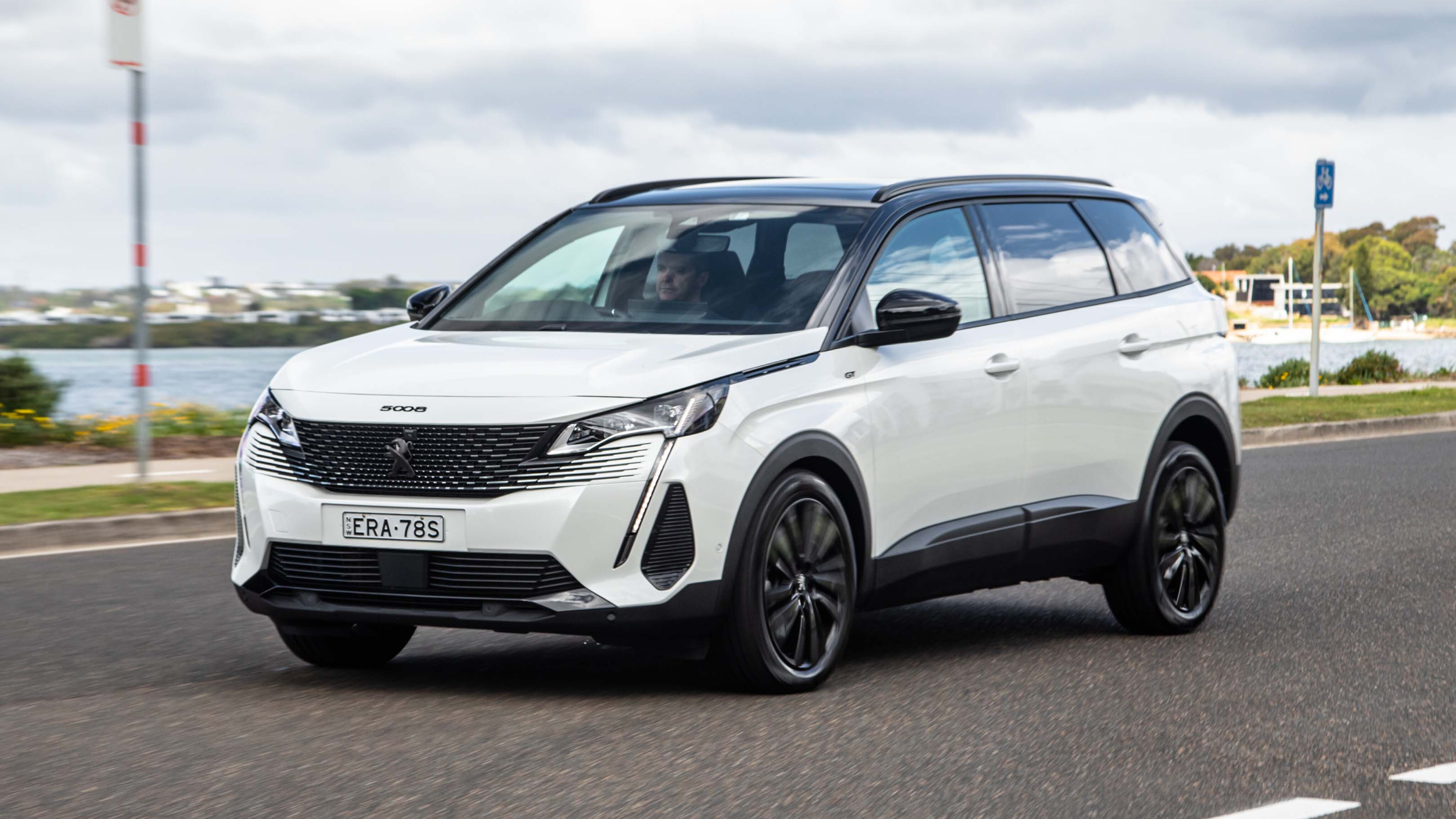 4 things the Peugeot 5008 does that I've not had in another car