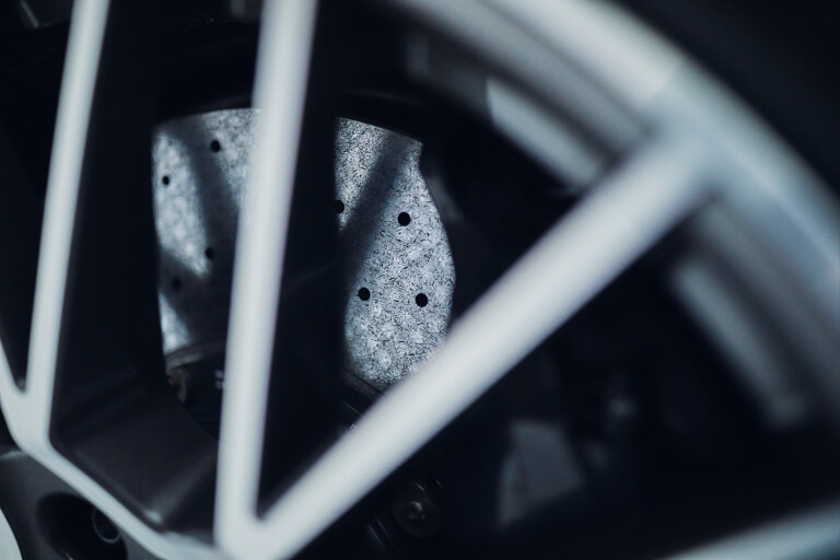 Motor Reviews 2022 Porsche Cayenne Turbo GT EU Spec Detail Brakes