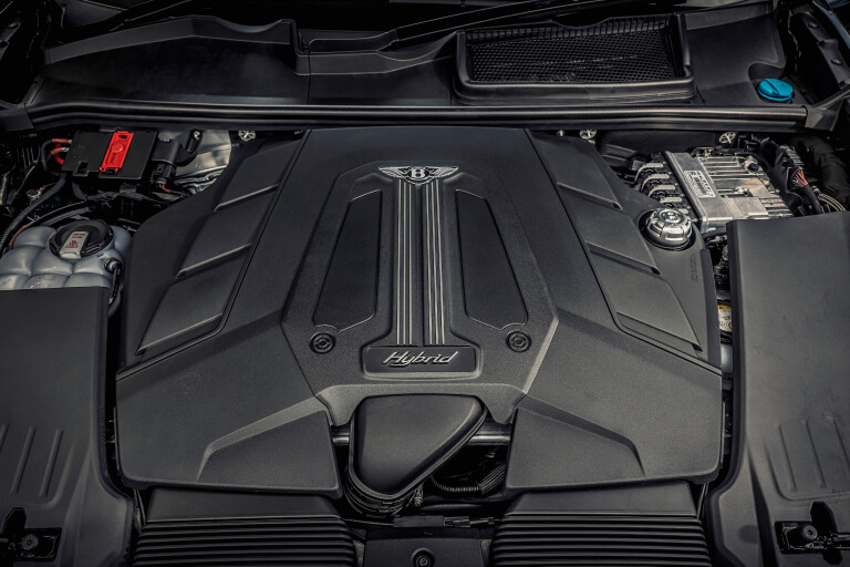 Wheels Reviews 2021 Bentley Bentayga Hybrid Engine