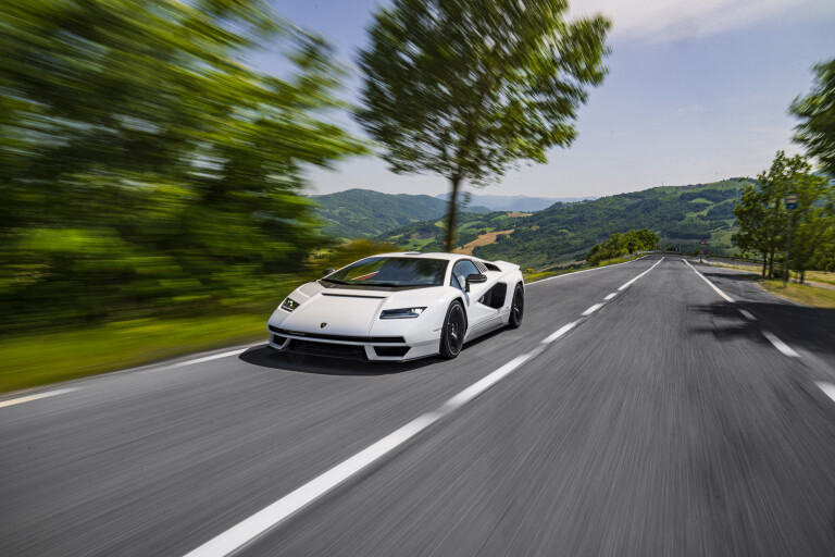 2022 Lamborghini Countach coupe white