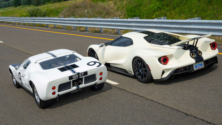 2022 Ford GT 64 Heritage Editionand 1964 Ford G Tprototype 09
