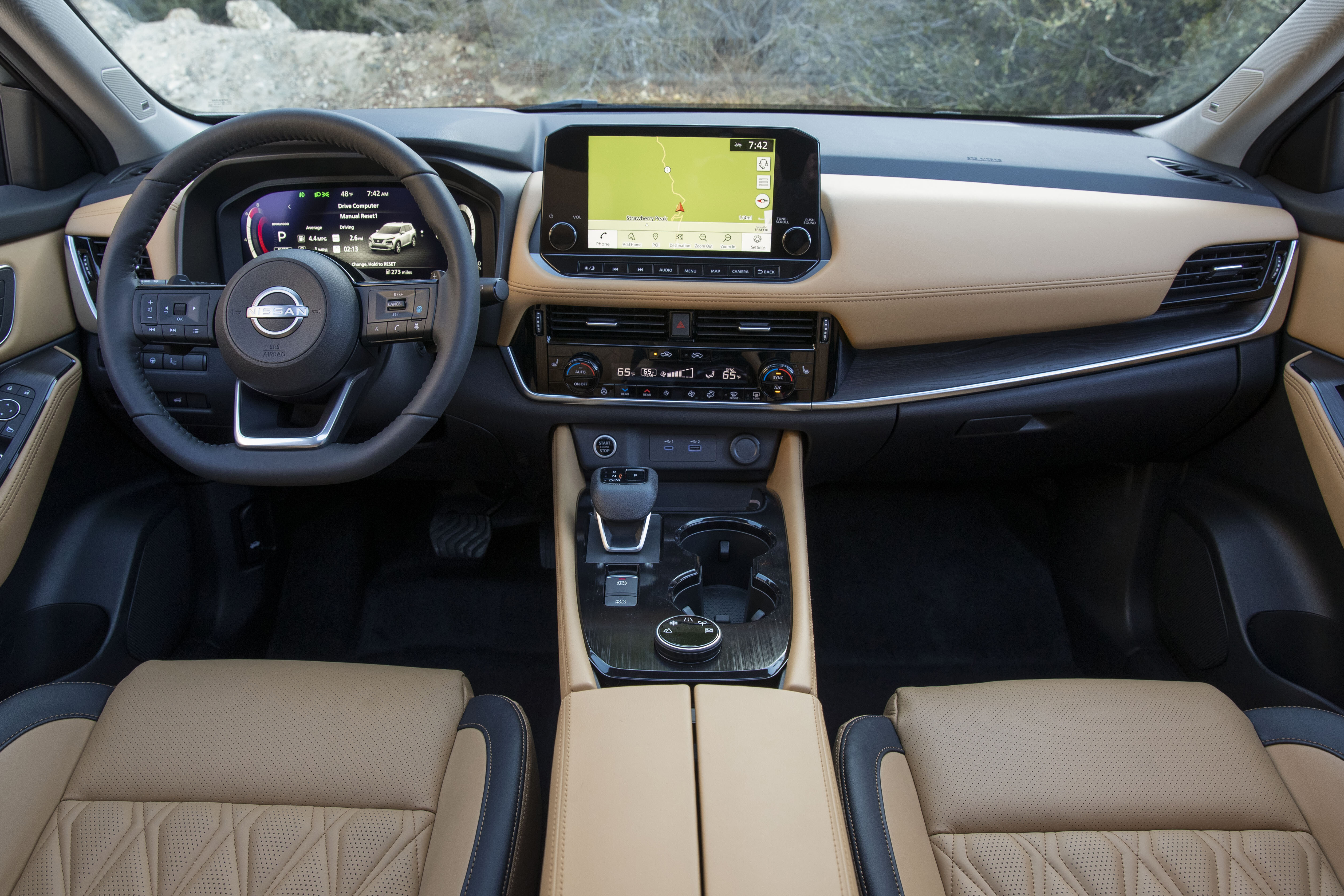 Wheels Reviews 2022 Nissan Rogue Interior Dashboard US Spec