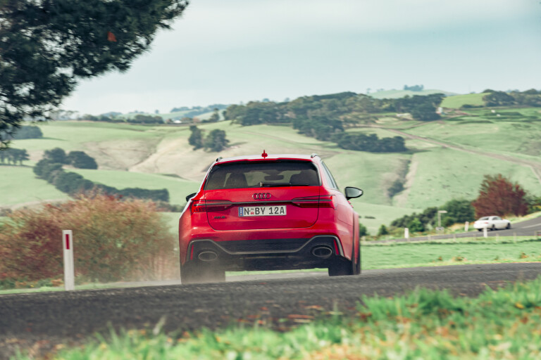 Motor Reviews Audi RS 6 Rear Action Close