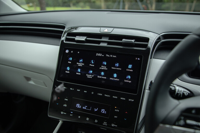 Which Car Car Reviews 2022 Hyundai Tucson Highlander Infotainment Screen Menu
