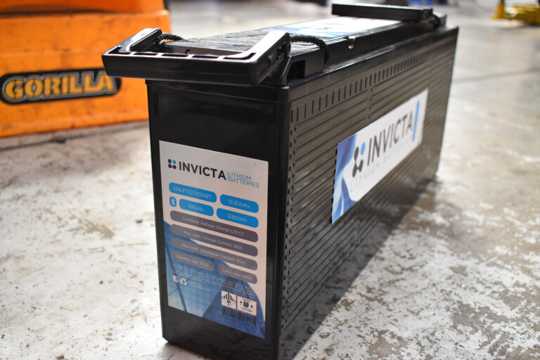 4 X 4 Australia Gear Invicta Lithium Battery 1