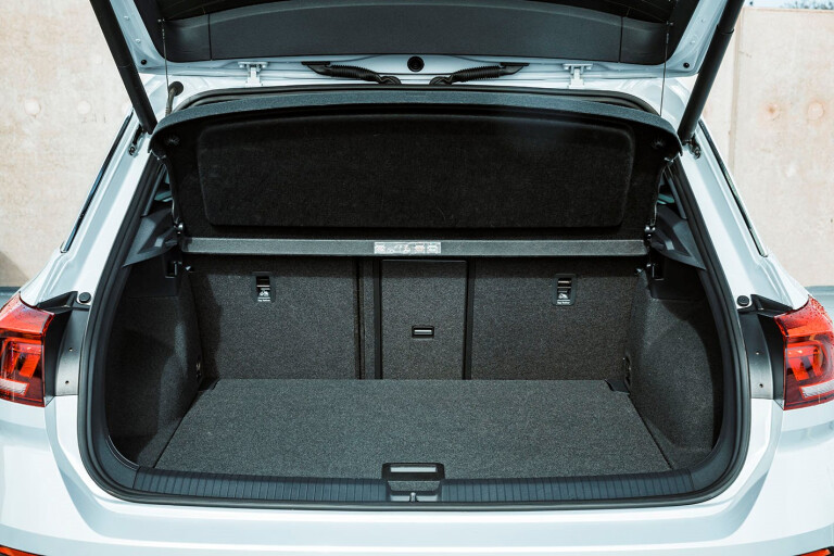 VW T-roc boot space