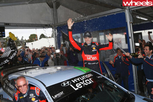 Hayden -Paddon -celebrating -WRC-win -Rally -Argentina -champagne