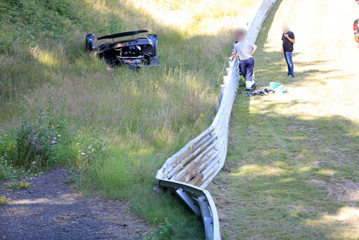 658_fence _Koenigsegg -One 1-Crash -007