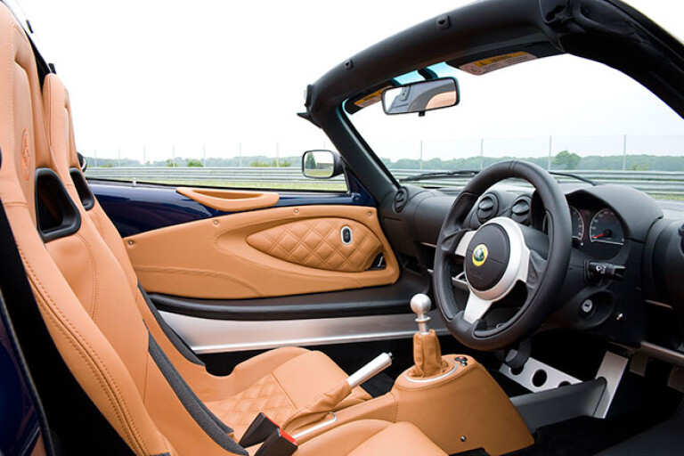 658 Lotusexige S Roadster Nightfall Blue Interior 0009