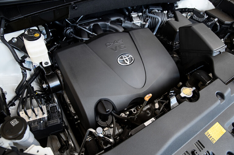 Toyota Kluger Engine
