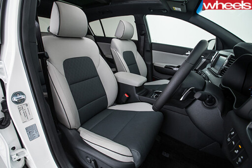 Kia -Sportage -Platinum -interior