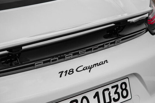 658_Porsche -718-Cayman -first -drive -review _badge