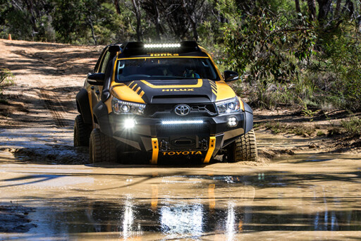 2017 Toyota Hilux Tonka Concept water driving