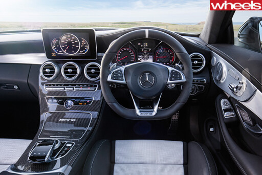 Mercedes -AMG-C63-Coupe -interior