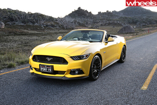 Ford -Mustang -convertible