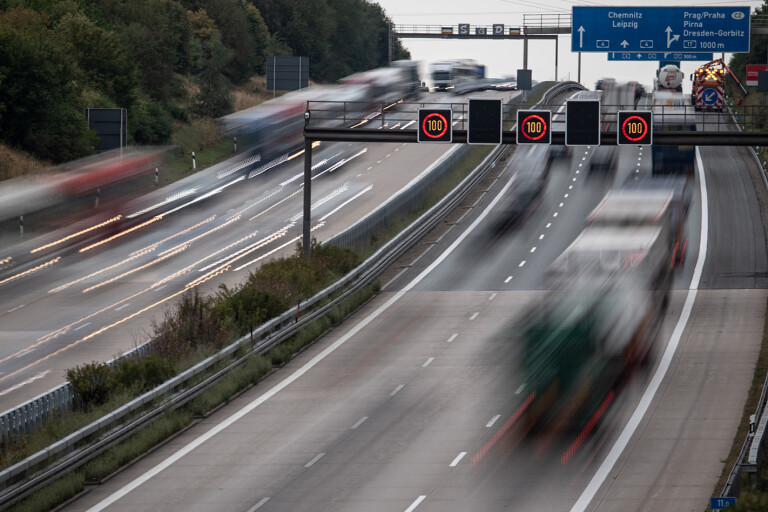 Autobahn Speed Limits Under Threat Jpg