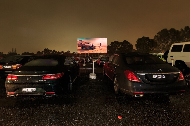 Mercedes-Benz S500 drive-in Mad Max