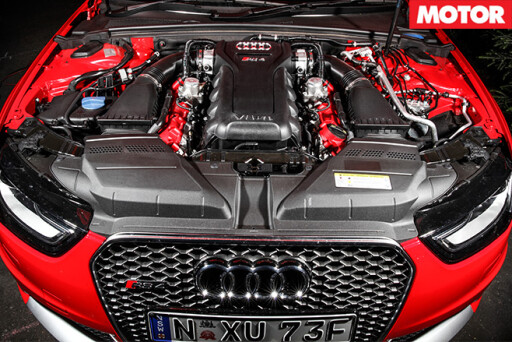 Audi rs4 engine