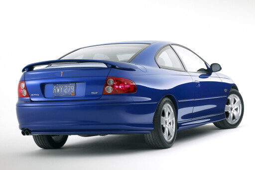 2004-Pontiac-GTO-rear.jpg