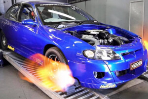 TWIN TURBO VT CLUBSPORT READY FOR DRAG CHALLENGE