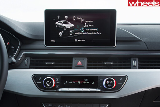 Audi -A5-Audi -S5-touchscreen