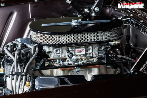 Ford -falcon -xp -engine -detail