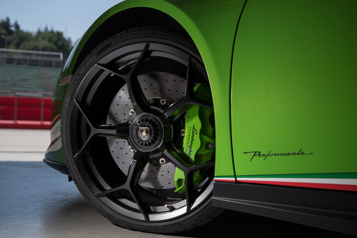 2017 Lamborghini Huracan Performante wheel
