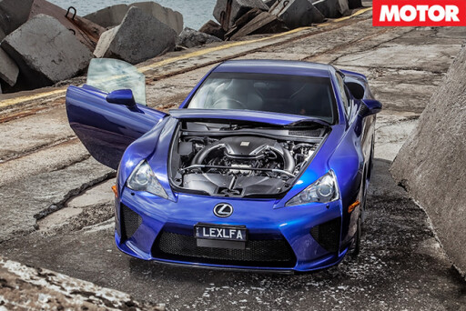 Lexus lfa front