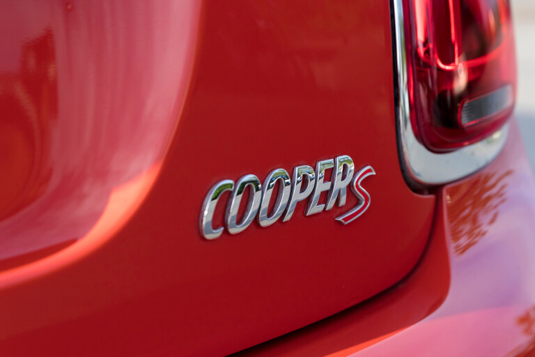 Mini Cooper S Hatch Badge Jpg