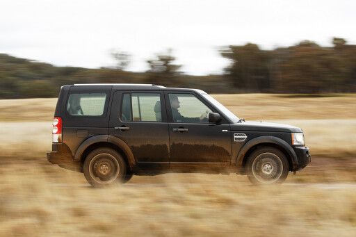2011 Land Rover Discovery 4 side.jpg