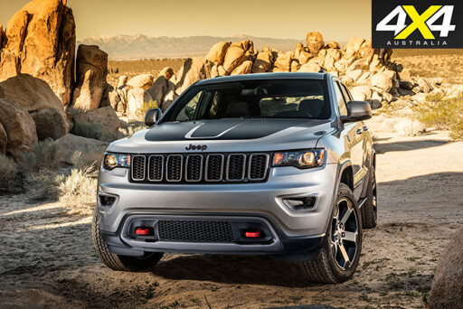 2017 Jeep Grand Cherokee Trailhawk front