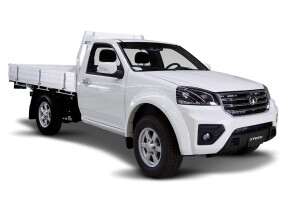 Great Wall Steed single cab vs Toyota Hilux Workmate cab chassis