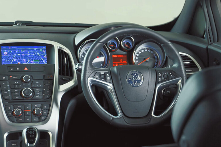 Holden Astra GTC Steering Wheel Interior