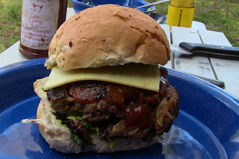 Bush cooking with Roothy: Gourmet burgers
