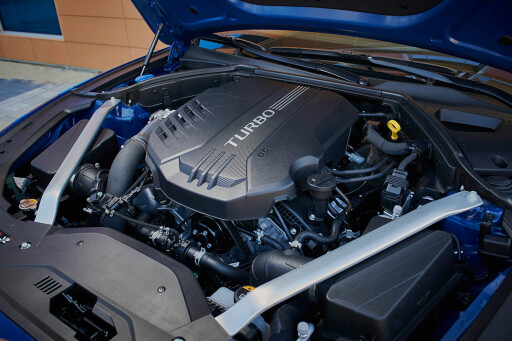 2018-Hyundai-Genesis-G70-engine.jpg