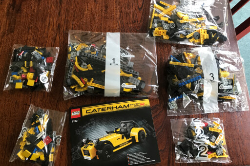 LEGO Caterham 620R parts