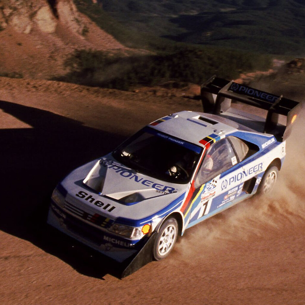 96' Suzuki Escudo version built for the Pikes Peak Hill Climb