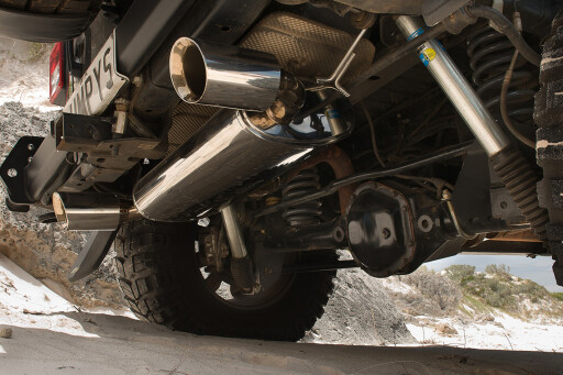 Opposite-Lock-equipped-Jeep-Rubicon-exhaust.jpg
