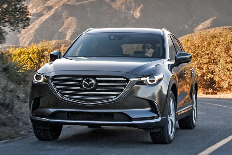 Mazda CX-9 front driving 