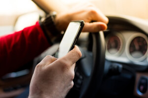 WA texting bays urge drivers to pull over