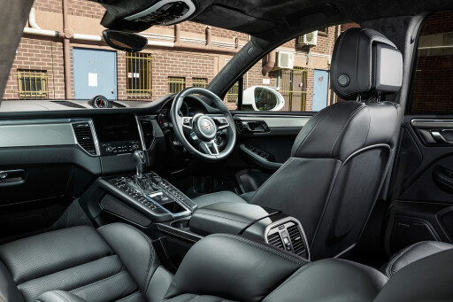 2017 Porsche Macan Turbo Performance Pack interior