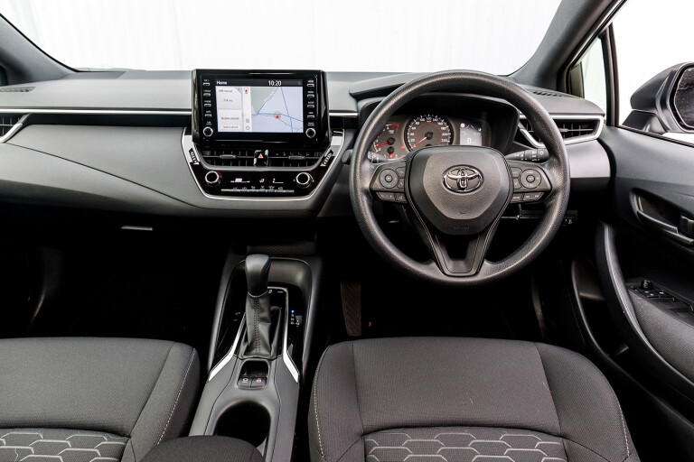 Hatch Comparo Toyota Interior Jpg