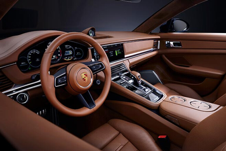 2021 Porsche Panamera interior