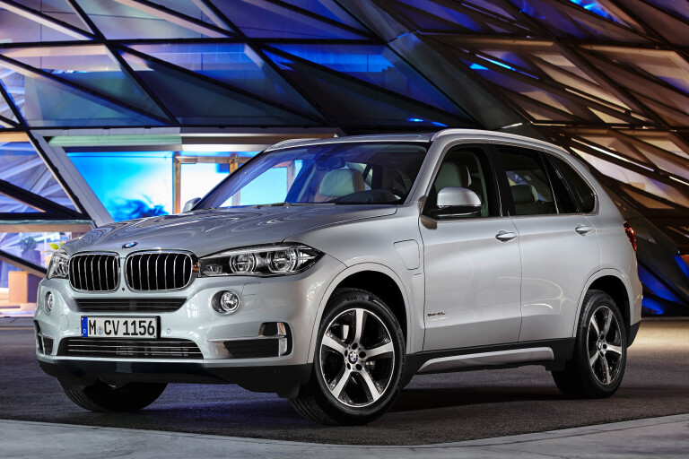 2016 BMW X5 plug-in hybrid First Official Pics